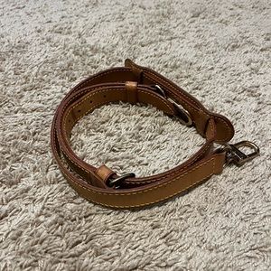 Louis Vuitton Vachetta Adjustable Shoulder Strap